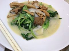 浓汤菌皇浸时蔬-稻香酒家(长宁KING88广场店)