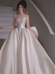 -艾米丽婚纱礼服