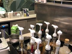 -星巴克(港汇1号办公楼店)