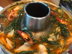 -Chom Cafe and Restaurant