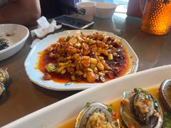 -东口码头·烧鸽子·鱼头泡饼·地方菜(金鹰悦城店)