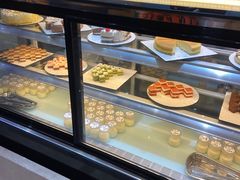 -锤头鲨毛肚海鲜烤肉自助餐厅(国购广场店)