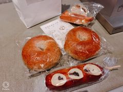红豆碱水-面包与我Bread Or Me(长城汇店)