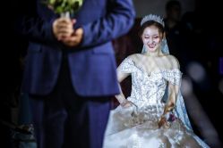 -拉瑞娜LaReine婚纱礼服高级定制