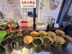 -丽丽三鲜螺蛳粉(田林路店)
