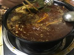 -石灰市毛记烧鸡公(解放碑店)