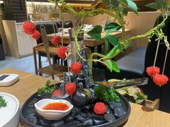 -一朵菌·野生菌探索家火锅(南亚店)