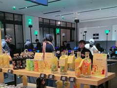 -乐蓬马歇百货公司(Rive Gauche)