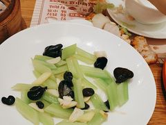 -顺风汤馆·广府粤菜(江宸天街店)