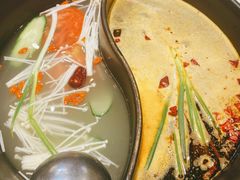 -钢管厂五区小郡肝串串香(奥克斯广场锦城万达店)