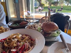 -三勾JJJ Burger&Coffee(梅溪湖店)