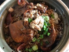瓦煲咸鱼鸡饭-马来西亚美食街