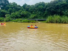 -长泰漂流水陆空景区