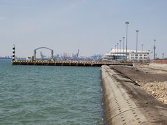 -东疆建设开发纪念公园