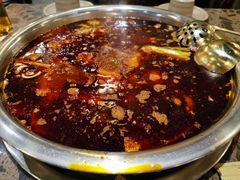 -肖肖酸萝卜鱼火锅(总店)