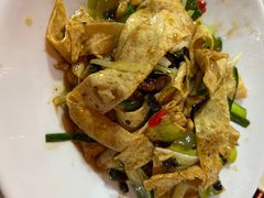 -柴窝堡22号辣子鸡·传承新疆菜