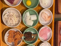-良米山·云南野生菌过桥米线(上海首店)