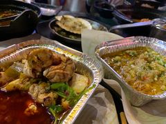 -何师烧烤·香辣蟹·川菜·30年老品牌(太古里旗舰店)