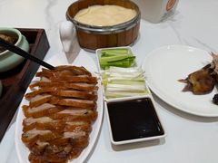 汴京果木烤鸭-梅利汴京烤鸭•开封豫菜地标店(东司门店)
