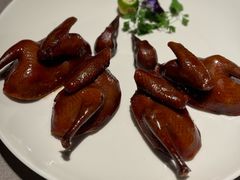 脆皮红烧乳鸽-广州文华东方酒店·江-由辉师傅主理