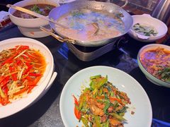 -川流不息·地道川菜·小龙虾(新松江路店)