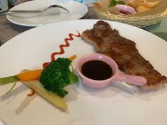 马甲经典牛排-又见马甲M8融合西餐厅(体育中心店)