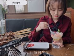 -he’s何师烧烤(世豪广场店)