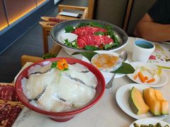 -左庭右院鲜牛肉火锅(浦江欢乐颂店)