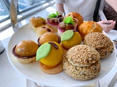 法式甜点-广州塔卢特斯法国旋转餐厅