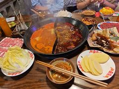 -萍姐火锅·公路夜市(武汉首店)