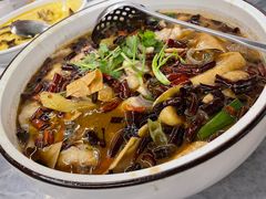 -蔼若春.传承三十年云南菜(金碧公园店)