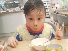 -爱蹦iBOON蹦床运动馆(江汉店)