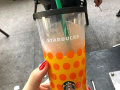 -星巴克(杭州西湖银泰1F店)