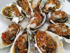 生蚝-1910老鲁味海鲜·戳子肉·青岛菜(金沙滩店)