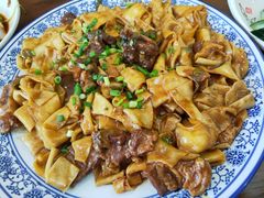 -壹阁胡羊焖饼(特色小吃街店)