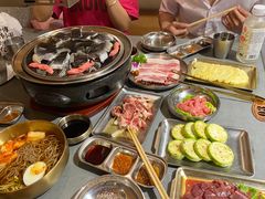 -围炉肉舍丹东海鲜烤肉·烤活鳗(步行街店)