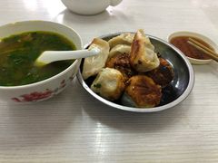 -黄阿姨锅贴大王(万航渡路店)