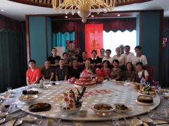 -一家人(凯旋路店)