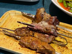 -乡村馕坑肉·烧烤·新疆菜·本地人更爱吃(阿勒泰首店)