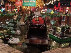 -老滇山寨•云南特色菜•地方菜•民族风情歌舞表演(金碧店)