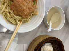 -老西白点心店