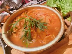 -青瓦炭韩潮烤肉(花园道店)