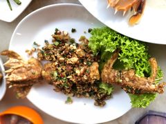 -大树下海鲜饭店