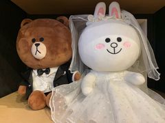 -LINE FRIENDS Garosu-gil Flagship Store