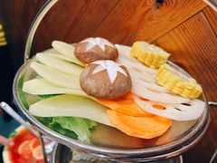 -青瓦炭韩潮烤肉(花园道店)