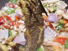 -小小河边鱼(天润城店)