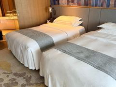 -上海佘山世茂艾美酒店