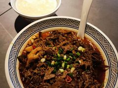 -粉吖吖·邵阳米粉(体育西路店)