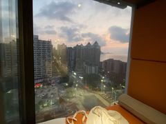 -珠海拱北口岸希尔顿欢朋酒店
