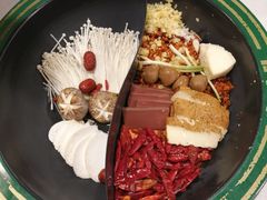 -有拈头成都市井火锅(老门东店)
